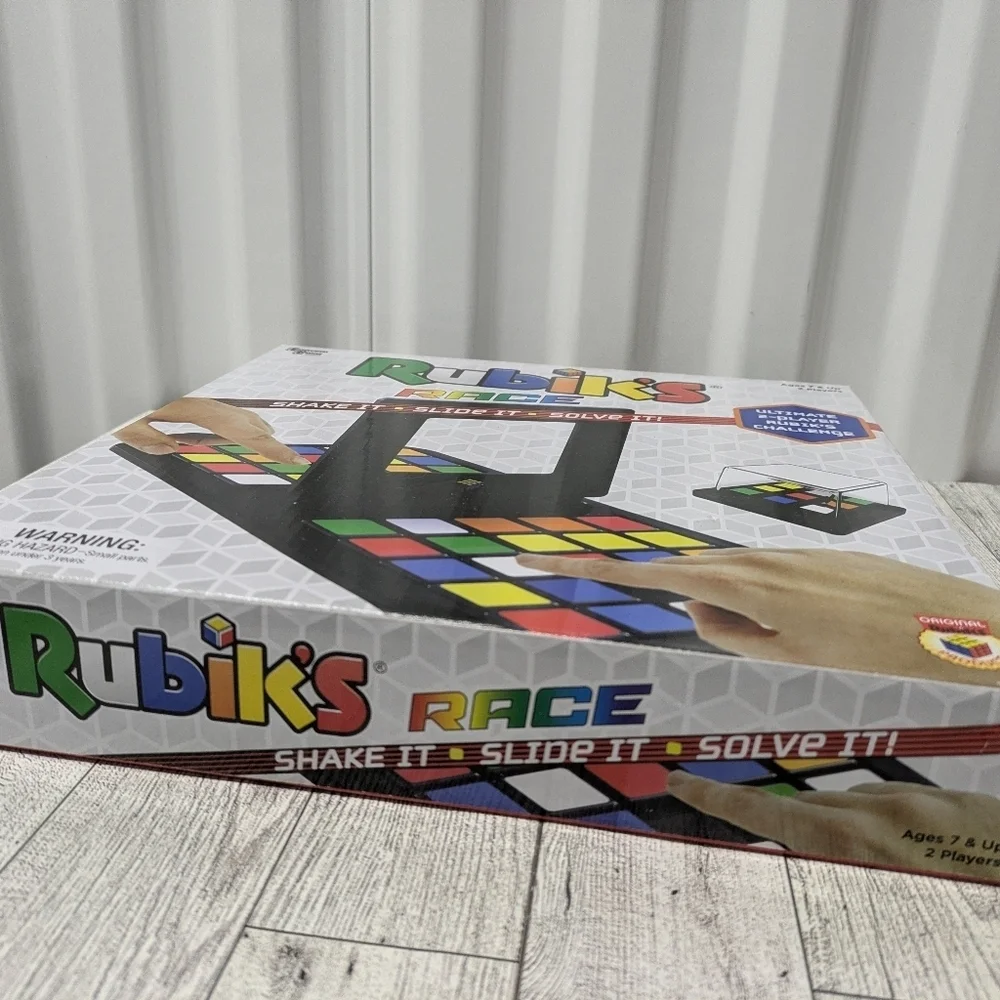 Rubik's Race Colorful Puzzle Game